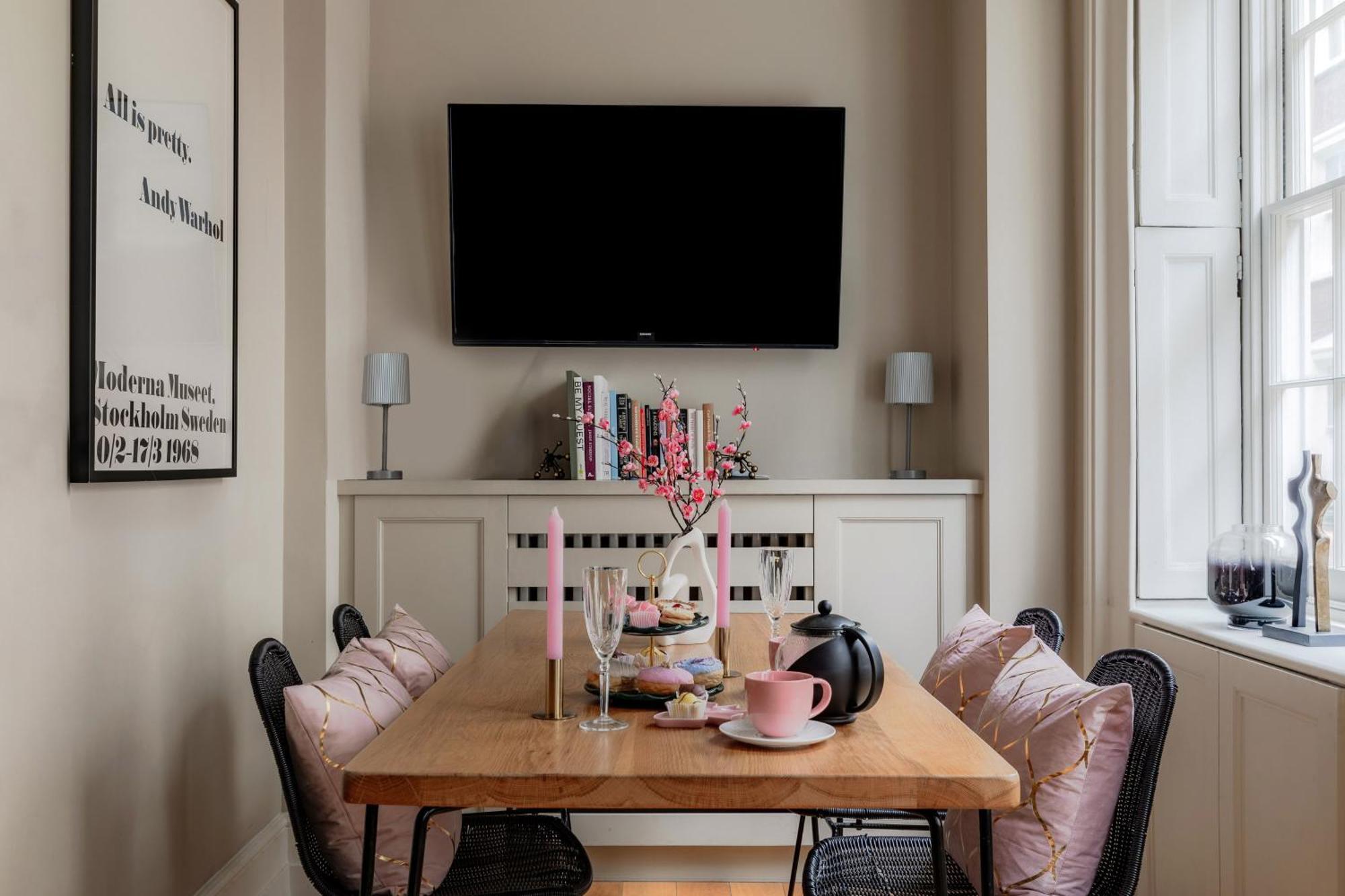 1st Class Covent Garden Residences for 1st Class Guests London Eksteriør billede